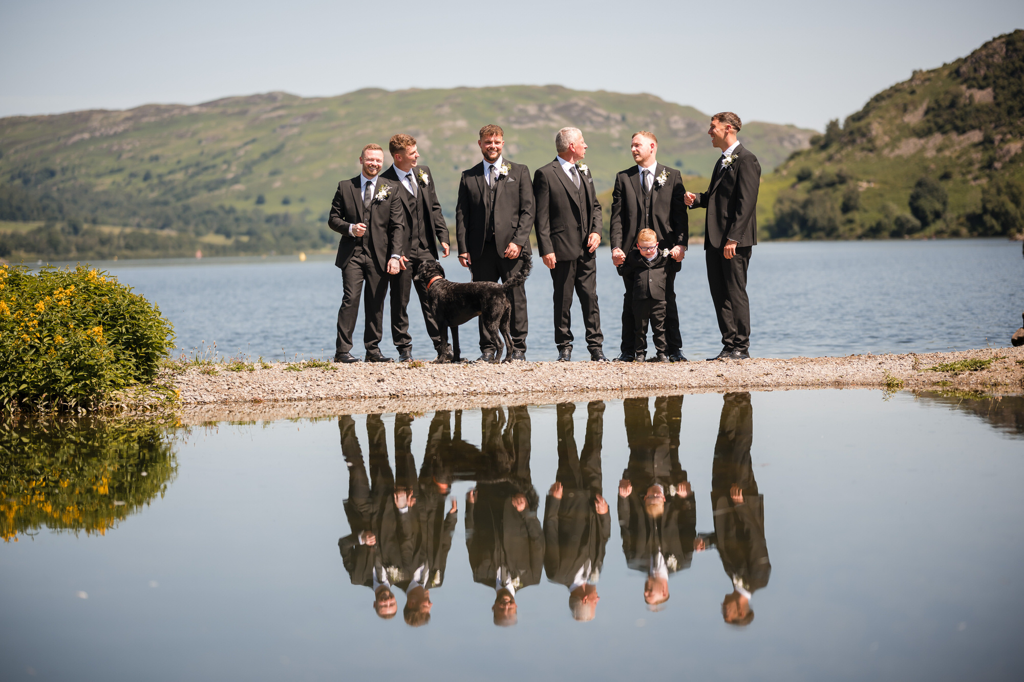 Dan getting ready with his groomsmen at Inn on the Lake